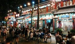 小月城美食街爆料视频大全,探秘地道美食，尽享味蕾盛宴