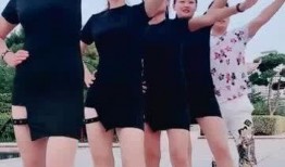 吃瓜美女聊娱乐,美女主播带你畅聊娱乐圈新鲜事