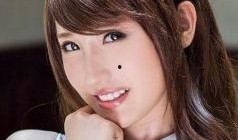 爱沢花梨爱沢在线观看,在线观看，揭开神秘面纱的青春故事